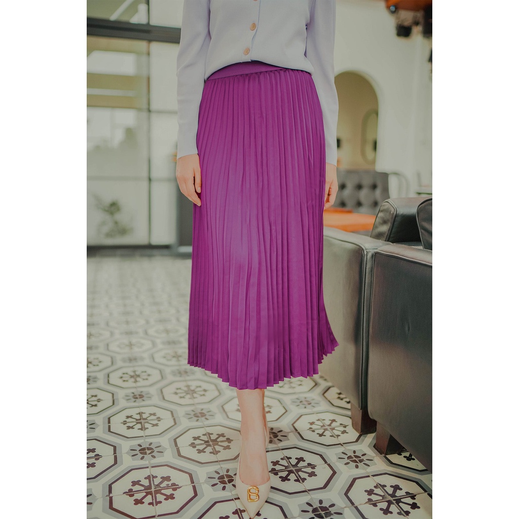 Benang Jarum - Satin Pleats Skirt - Purple