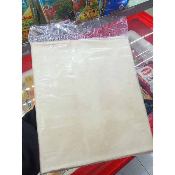 

Puff Pastry Kulit Pastry 780Gram