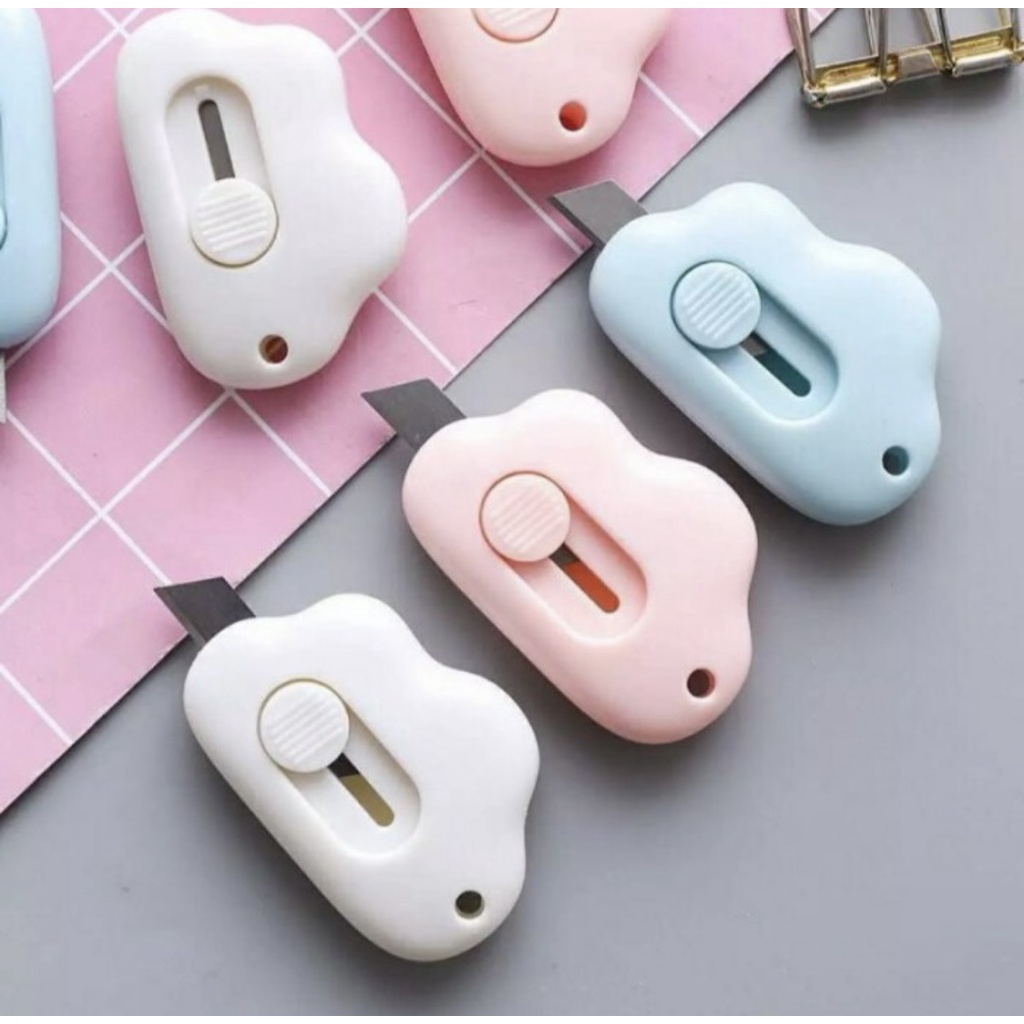 

Cutter Awan Mini Lucu Viral Cloud Awan Karakter - Pisau Mini Cloud Awan - Silet Mini Viral