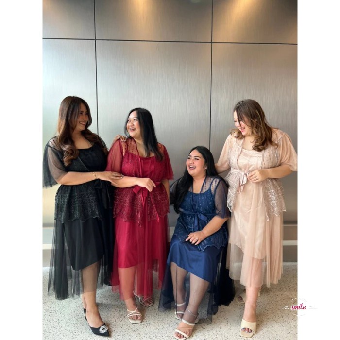 JUMBO DRESS PESTA MEWAH FRANCHIE INNER SATIN+OUTER BROKAT LD 120
