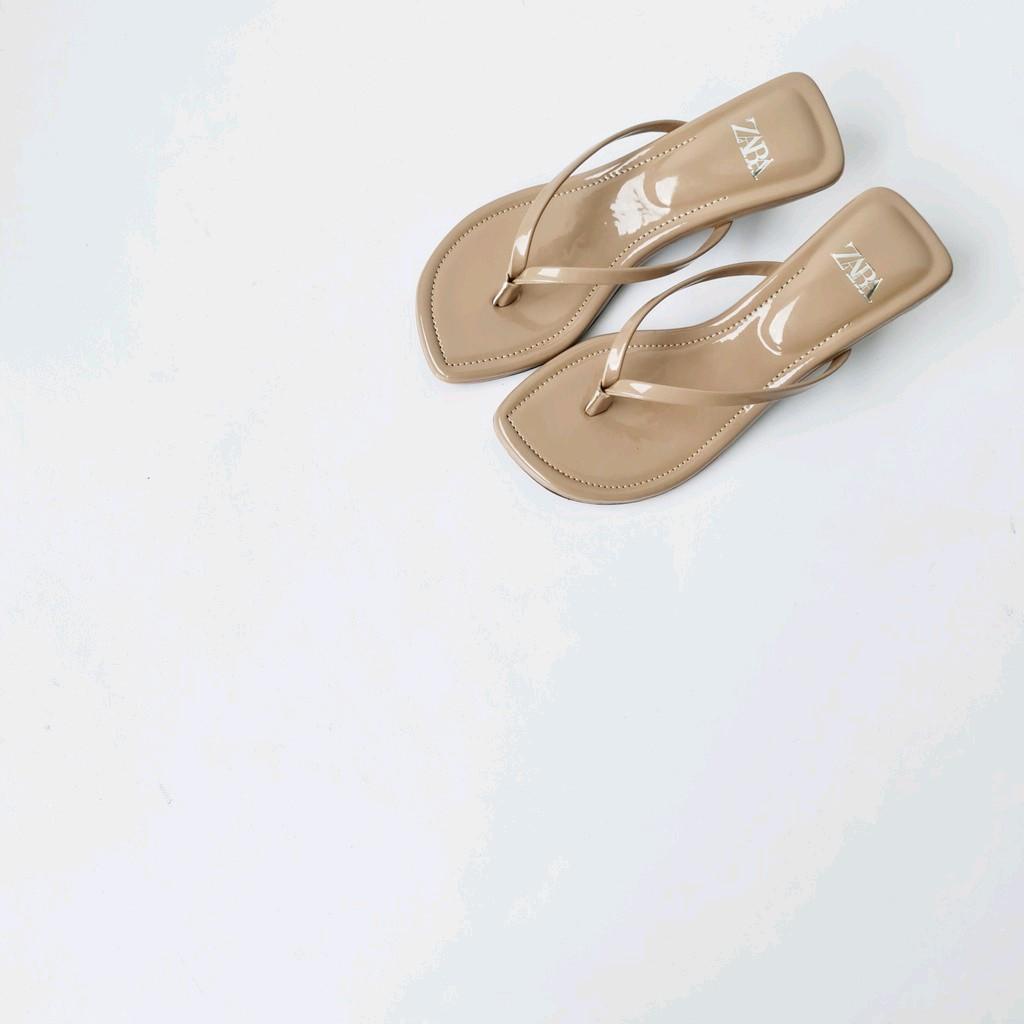 Tahan Lama  Sandal Jepit Zara Pinch Gloss Heels 5 Cm Terbaru 2024 (Dus Polos)