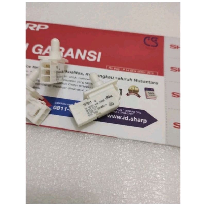 swich lampu kulkas Sharp original