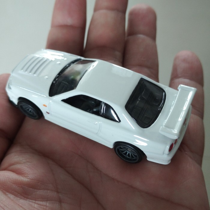 PROMO HOTWHEELS NISSAN SKYLINE R34 DIORAMA GARAGE PUTIH LOOSE TERBARU