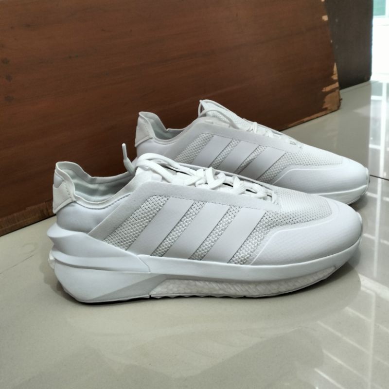 Adidas avryn white original