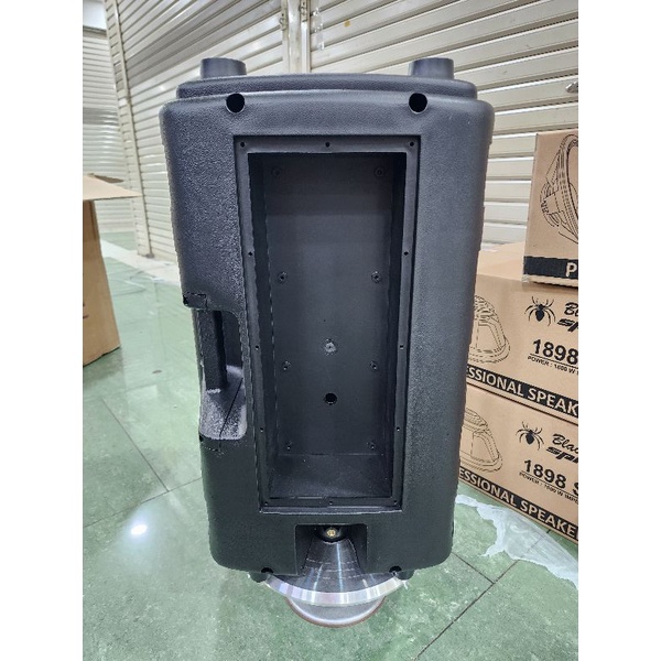(JUAL 2 BUAH) box speaker 12″ fiber plastik monitor model MACKIE 12 inch