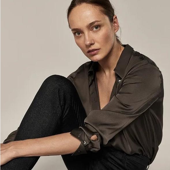 Kemeja Silky Kantoran Wanita Import Lengan Panjang Premium/Baju Silk Berkualitas