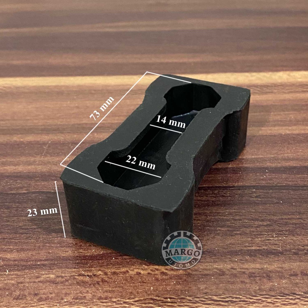 Karet Kursi Taman Besi Tempa Besar