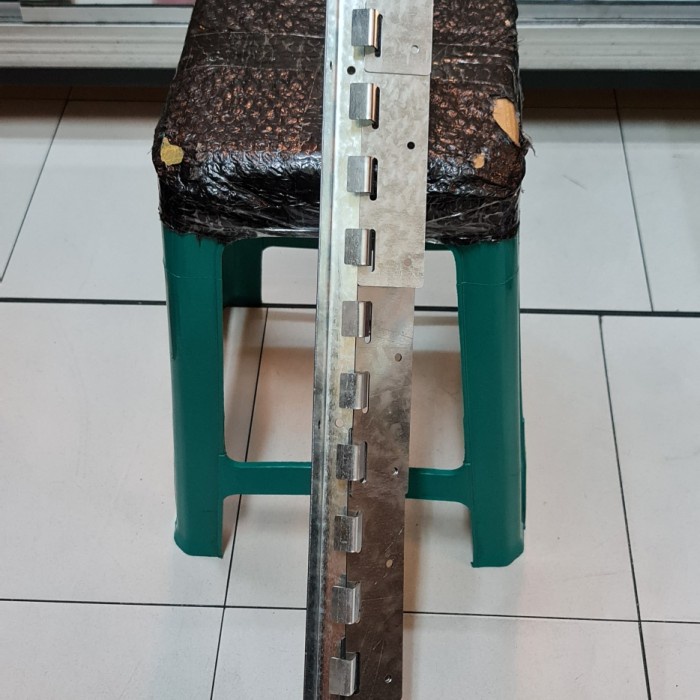 Hanger Tirai Plastik / Bracket Pvc Curtain