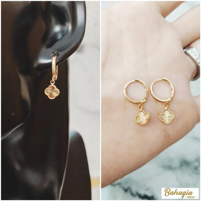 ✨Ori Anting Jepit Bunga Emas Kadar 700 Diskon