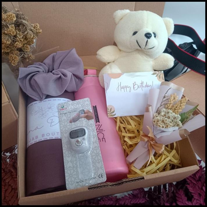 

HOT DEAL KADO ULANG TAHUN PACAR CEWEK ANIVERSARY HAMPERS PREMIUM HIJAB !!!!!!!