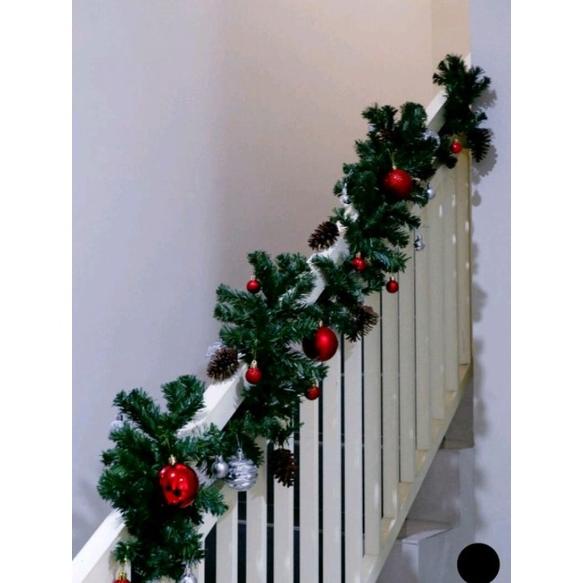 Garland Natal / Daun Garland Hijau / Aksesoris Pohon Natal Hijau Panjang 2,7 Meter Garland Pvc