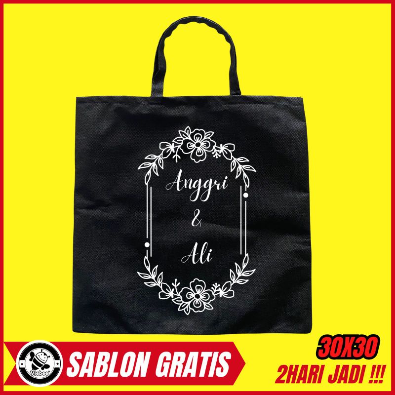 

Goodiebag Hajatan Free Sablon Bebas Pilih Desain Tas Hajatan JAWA TIMUR | F 30.30/50