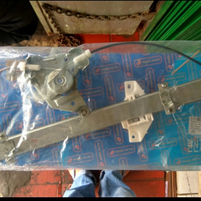 Cod Regulator Power Window Kaca Pintu Depan Hyundai Atoz Kia Visto Korea Kode Dit018