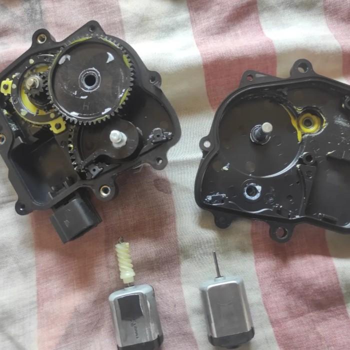 Motor Actuator Sliding Door Release Alphard / Serena / Freed / Delica
