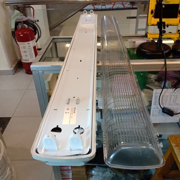 Promo Kap Waterproof 2X36 Anti Pecah - Zetalux