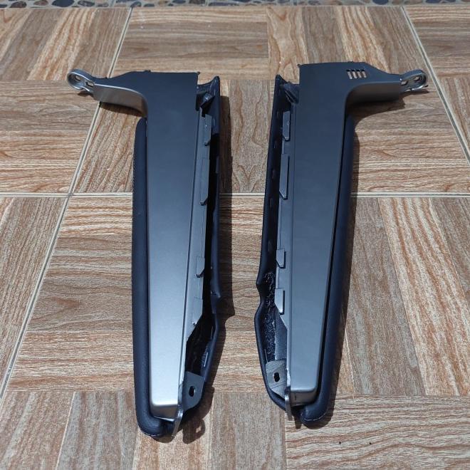Softpad Pajero Sport Facelift 2022 Panel Silver Console Box