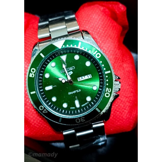 jam tangan pria Seiko hulk