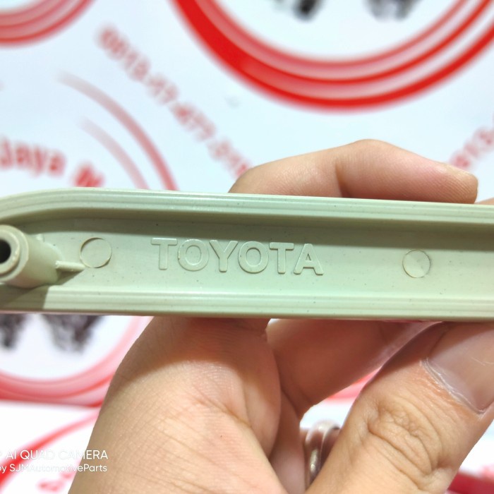 reflektor / mata kucing bemper belakang innova fortuner 2004 - 2015 star