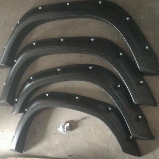 Over Fender Kotak Jimny Katana Karet