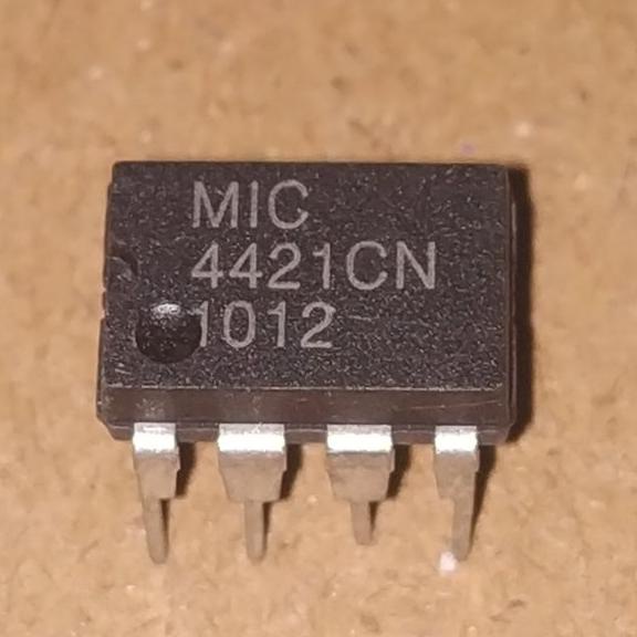 IC MIC4421CN MIC4421 MIC 4421CN 4421 CN TC4421 TC4421CPA TC 4421 CPA