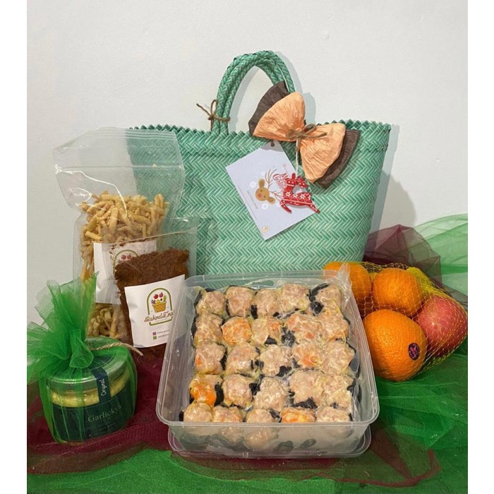 

DISKON MURAH PARCEL NATAL 2020/ KADO NATAL / PARCEL NATAL/PARCEL TAHUN BARU PAKET A BERRY30.JAYA
