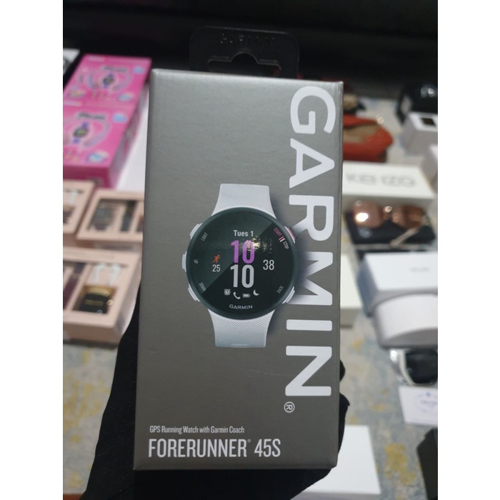 JAM GARMIN FORERUNNERÂ® 45S GPS RUNNING WATCH IN WHITE