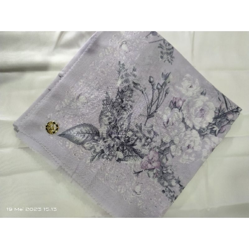 STYLISH HIJAB DAILY voal motif by Felicia Azzarenka