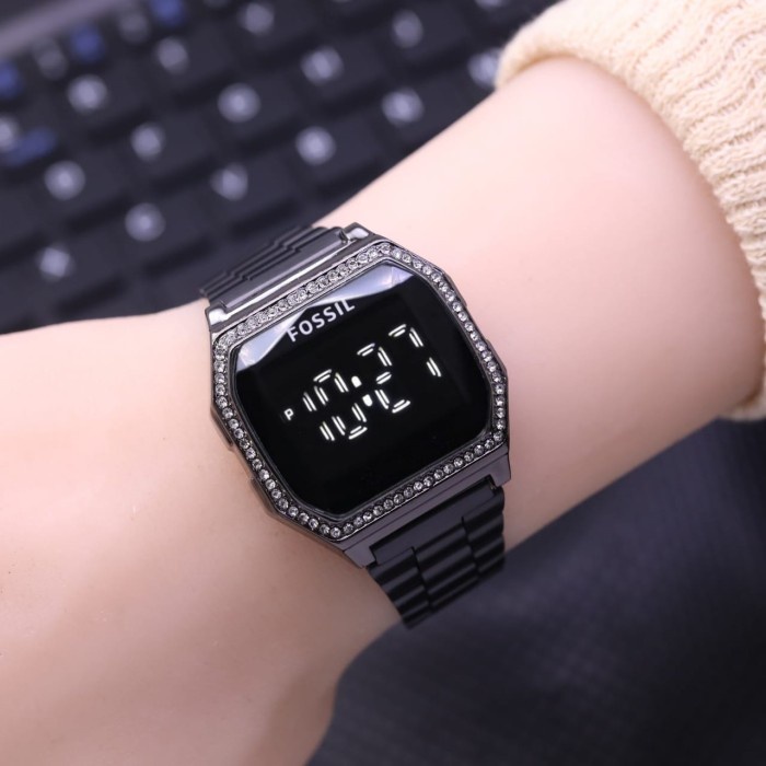 Jam tangan wanita fossil touch screen diamond - Hitam