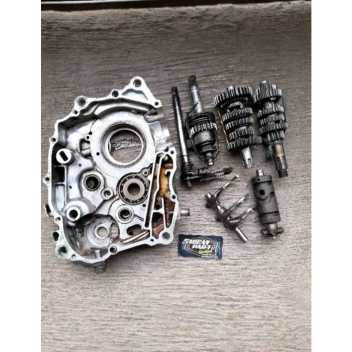 {BEKAS} Rasio Tranmisi Gearbox Tiger revo tirev original copotan motor Diskon