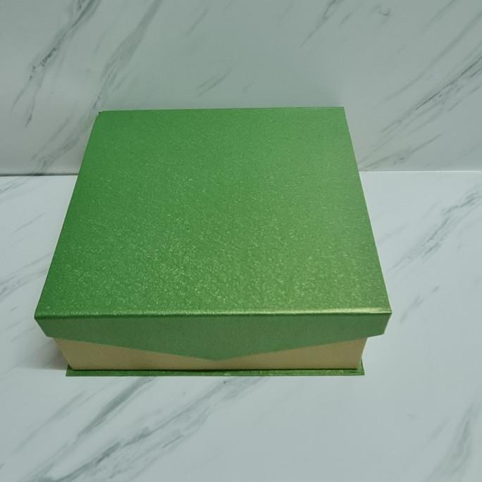 

box magnet dasi 25x25/ kotak kue hard box tebal