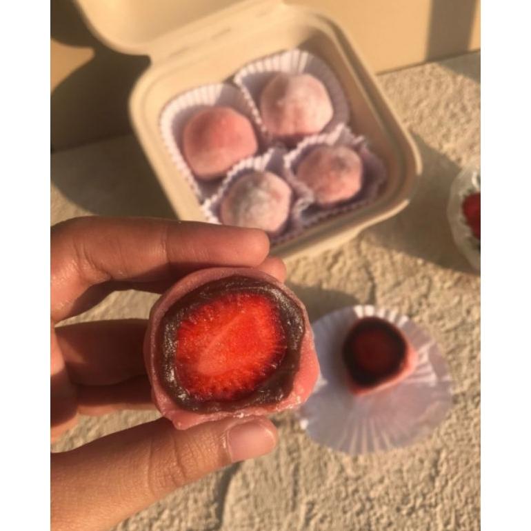 

ORI MOCHI ICHIGO DAIFUKU BY @OFFICIALMORA.ID READY PENGIRIMAN 15 NOVEMBER 2023 TERBARIK DI PAGE INI