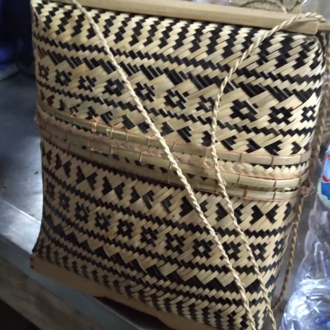 #@#@#@#@] Tas bambu tas genta pemangku Tas Bali poleng