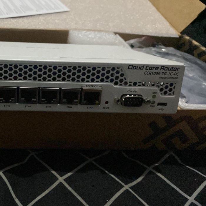 Mikrotik CCR1009-7G.1C-PC