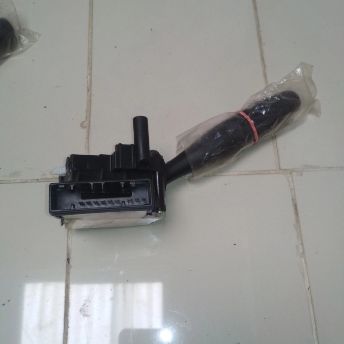 switch lampu depan kia picanto yenirosa14