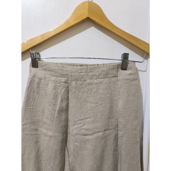 Preloved Rok Linen Cream by Uniqlo