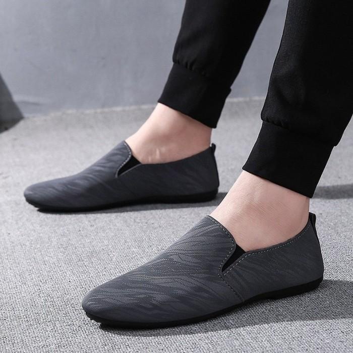 TERLARIS - LEEDOO SEPATU PRIA SLIP ON CASUAL SEPATU SANTAI KANTOR PRIA MR214