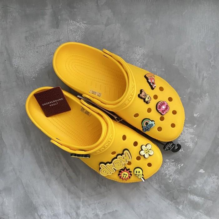 TERLARIS - CROCS X JUSTIN BIEBER WITH DREW HOUSE CLASSIC CLOG - YELLOW