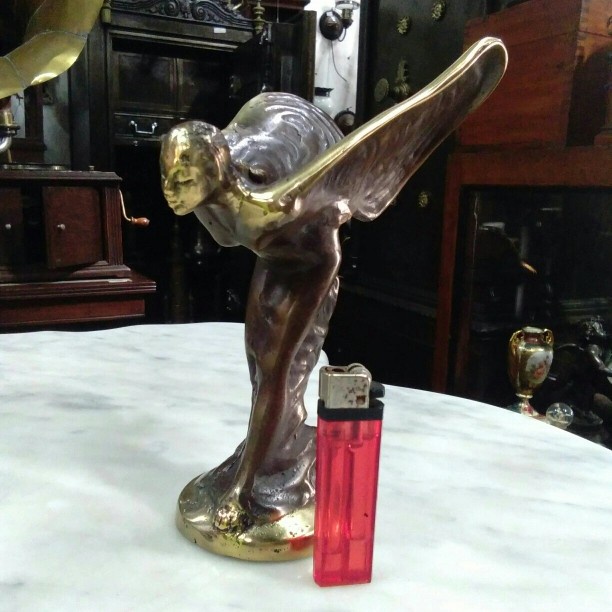 Patung roll royce 21 cm