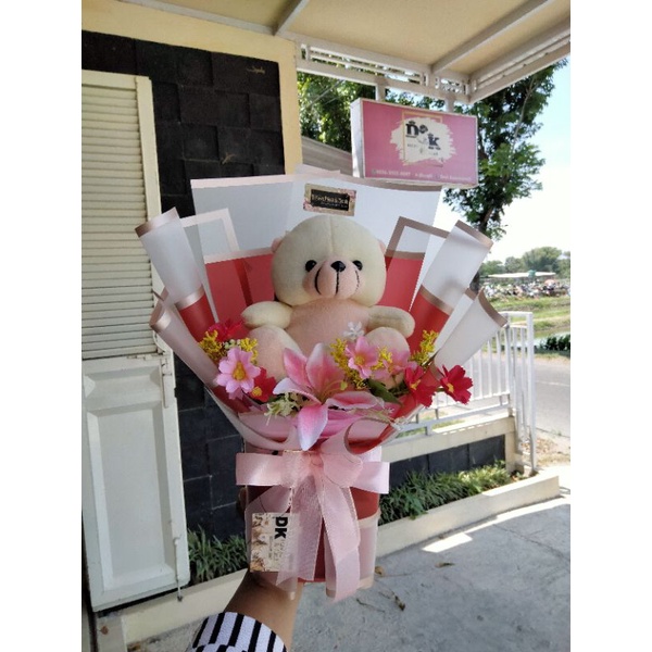 Buket Bunga Boneka Beruang Wisuda