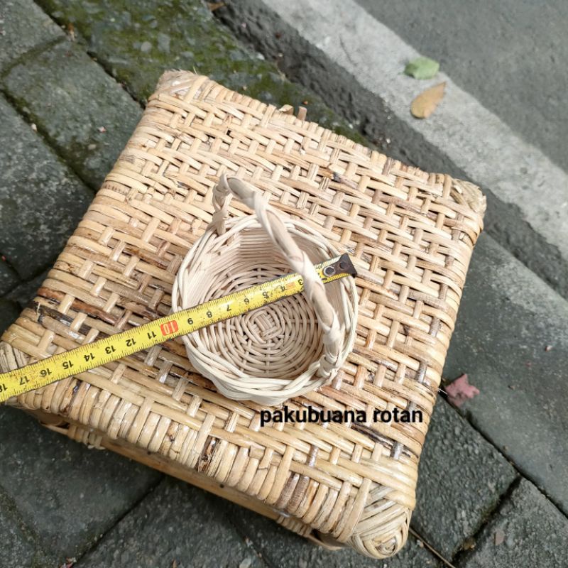 Keranjang Rotan Mini Tempat Telor Paskah - Keranjang Bulat kecil