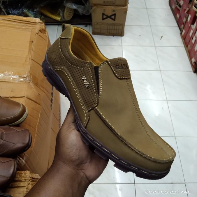 Sepatu Kulit Gats To 2203 Sepatu Casual Pria Original - Cokelat Original