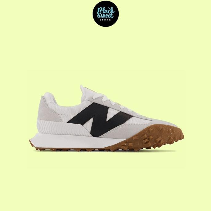 SEPATU SNEAKERS XC-72 WHITE BLACK (UXC72SD) TISAANI5