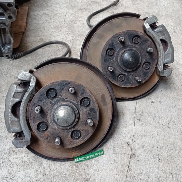 Cakram Roda Depan Set Knuckle Disc Brake Piringan Caliper Kampas Rem Sepasang Kanan Kiri Avanza
