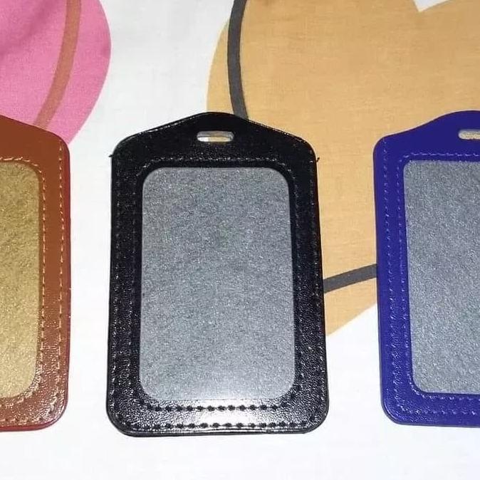 

Casing ID Card Kulit Imitasi Portrait / Frame Id / Cover id Card