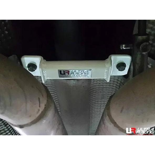 Aksesoris / Middle Lower /Stabiliser ULTRA RACING Mercedes C-32 (W203)