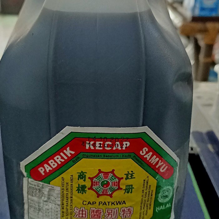 

Kecap Asin Patkwa Istimewa Ukuran 5 Liter