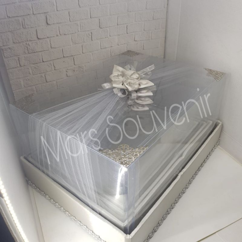 

Kotak Hantaran - Seserahan Ka Tile 1 Set Isi 4 Box Uk Sedang-