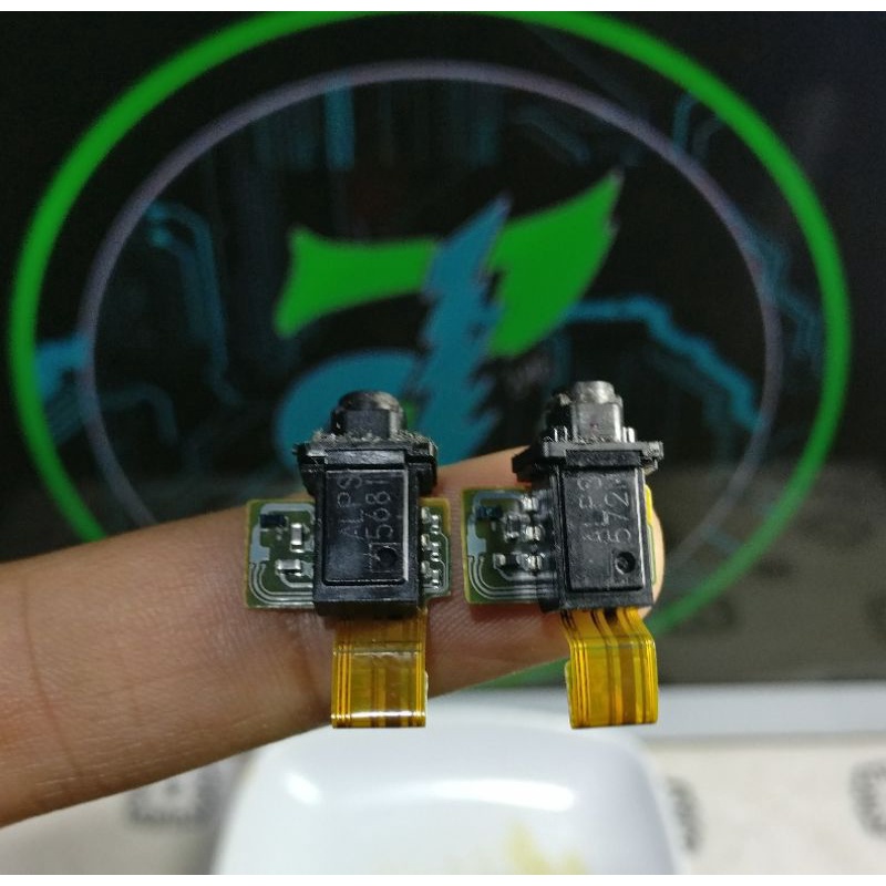 Konektor Headset SONY Xperia XZs [ Copotan ]Tested✓