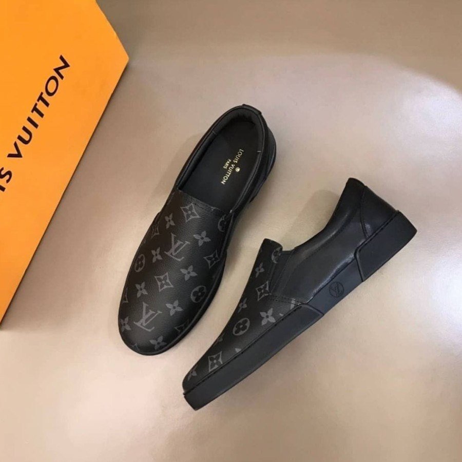 LV SEPATU KULIT HITAM PRIA SEPATU SIMPLE PRIA KEREN TERBARU KASUAL SLIP ON SEPATU PRIA ECLIPSE