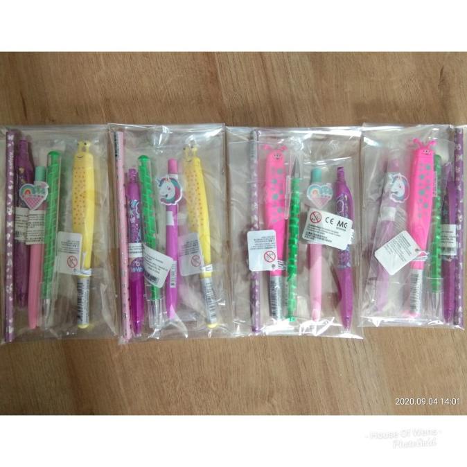 

Paket Alat Tulis Smiggle Original - Isi Mix Berkualitas